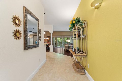 House in The Villages, Florida 3 bedrooms, 179.02 sq.m. № 1762285 - photo 4