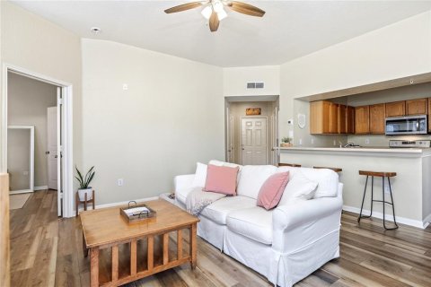 Condo in Tampa, Florida, 1 bedroom  № 2230653 - photo 3