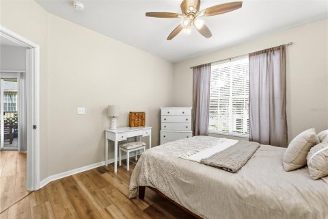 Condo in Tampa, Florida, 1 bedroom  № 2230653 - photo 10