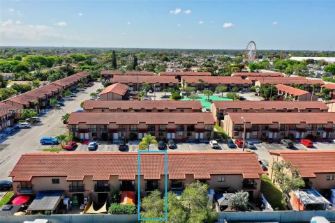 Condominio en venta en Miami, Florida, 2 dormitorios, 76.92 m2 № 2044948 - foto 26