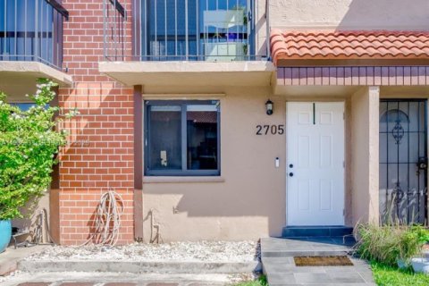 Condominio en venta en Miami, Florida, 2 dormitorios, 76.92 m2 № 2044948 - foto 2