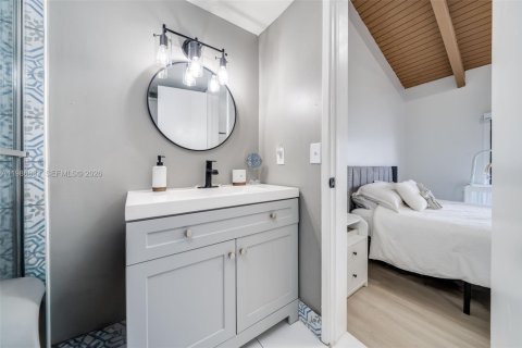 Condominio en venta en Miami, Florida, 2 dormitorios, 76.92 m2 № 2044948 - foto 20