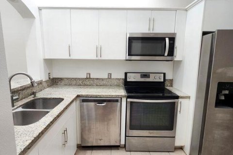 Copropriété à louer à West Palm Beach, Floride: 2 chambres, 82.5 m2 № 2249173 - photo 11