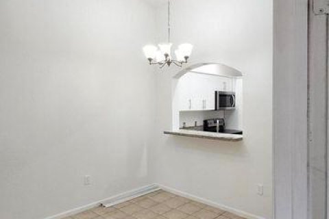 Copropriété à louer à West Palm Beach, Floride: 2 chambres, 82.5 m2 № 2249173 - photo 7