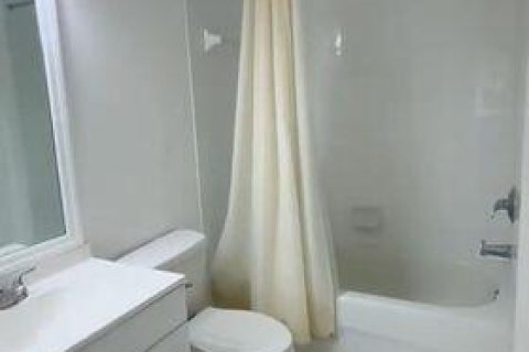 Copropriété à louer à West Palm Beach, Floride: 2 chambres, 82.5 m2 № 2249173 - photo 17