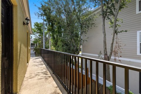 Adosado en alquiler en Tampa, Florida, 2 dormitorios, 92.34 m2 № 1902825 - foto 11