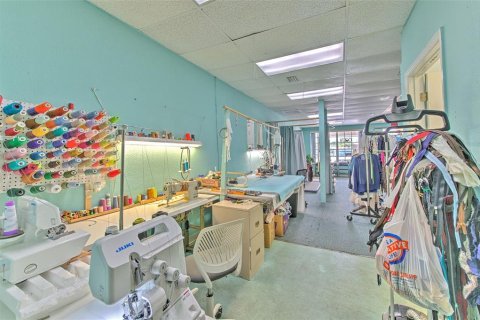 Commercial property in Lakeland, Florida 78.97 sq.m. № 1800623 - photo 22