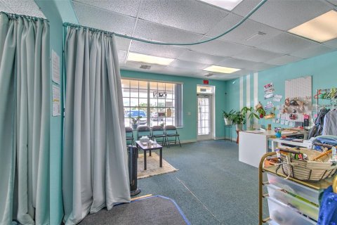 Commercial property in Lakeland, Florida 78.97 sq.m. № 1800623 - photo 9