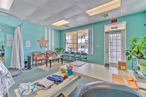 Commercial property in Lakeland, Florida 78.97 sq.m. № 1800623 - photo 12