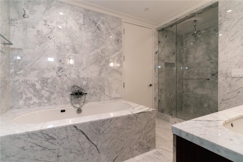 Снять в аренду кондоминиум в Санни-Айлс-Бич, Флорида 3 спальни, 229.93м2, № 1999676 - фото 13