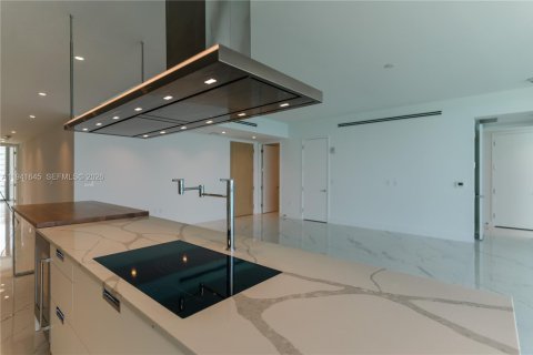 Снять в аренду кондоминиум в Санни-Айлс-Бич, Флорида 3 спальни, 229.93м2, № 1999676 - фото 6