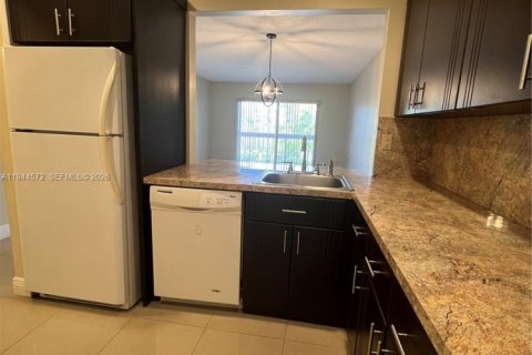 Copropriété à louer à Miami, Floride: 1 chambre, 66.15 m2 № 2001268 - photo 6