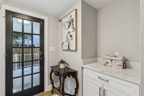 Casa en venta en Orlando, Florida, 3 dormitorios, 190.36 m2 № 2144900 - foto 20