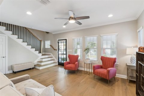 Casa en venta en Orlando, Florida, 3 dormitorios, 190.36 m2 № 2144900 - foto 9