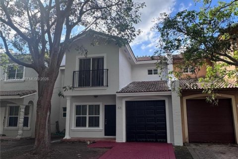 Touwnhouse à vendre à Florida City, Floride: 3 chambres, 141.86 m2 № 2152897 - photo 2