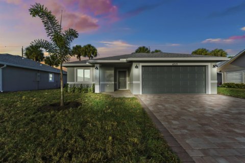 House in Okeechobee, Florida 2 bedrooms, 106.65 sq.m. № 2082013 - photo 2