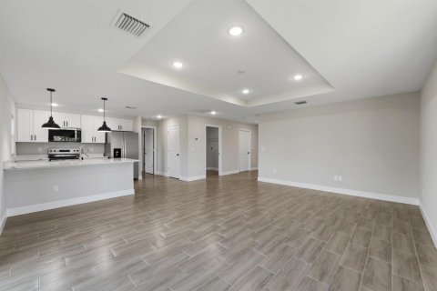 House in Okeechobee, Florida 2 bedrooms, 106.65 sq.m. № 2082013 - photo 12