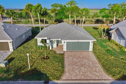 House in Okeechobee, Florida 2 bedrooms, 106.65 sq.m. № 2082013 - photo 4