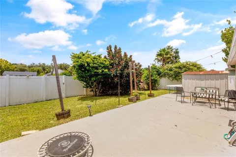 Villa ou maison à vendre à Kissimmee, Floride: 3 chambres, 100.33 m2 № 2195475 - photo 27