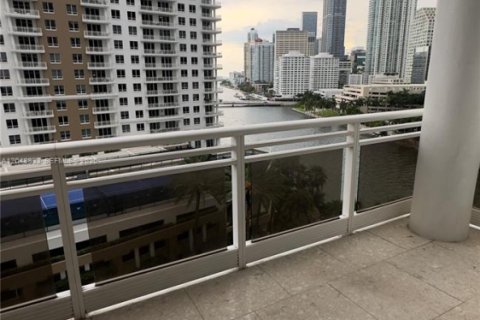 Condominio en alquiler en Miami, Florida, 1 dormitorio, 99.96 m2 № 2339939 - foto 14