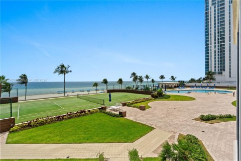 Copropriété à louer à Sunny Isles Beach, Floride: 3 chambres, 211.26 m2 № 2387859 - photo 24