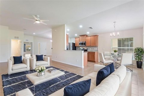 Villa ou maison à louer à Davenport, Floride: 3 chambres, 159.14 m2 № 2381030 - photo 5