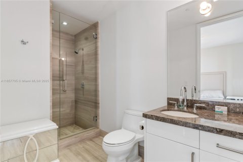 Copropriété à vendre à Sunny Isles Beach, Floride: 3 chambres, 428.19 m2 № 1977473 - photo 29