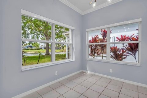 House in Stuart, Florida 4 bedrooms, 252.23 sq.m. № 2185174 - photo 11