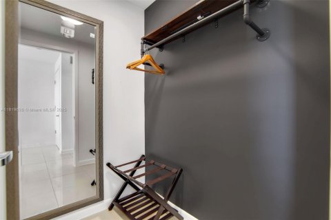 Townhouse in Miami, Florida 2 bedrooms, 117.89 sq.m. № 1937467 - photo 21