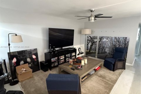 Condo in Boca Raton, Florida, 2 bedrooms  № 2030116 - photo 18