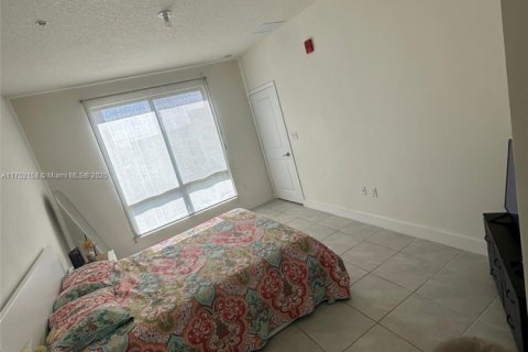 Condo in Doral, Florida, 3 bedrooms in URBANA  № 1729801 - photo 5