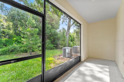 Adosado en alquiler en Zephyrhills, Florida, 3 dormitorios, 151.8 m2 № 2279717 - foto 2