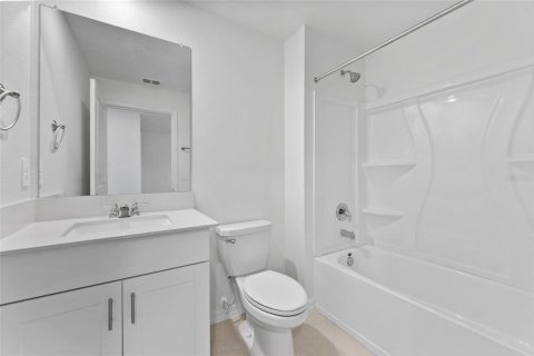 Adosado en alquiler en Zephyrhills, Florida, 3 dormitorios, 151.8 m2 № 2279717 - foto 5