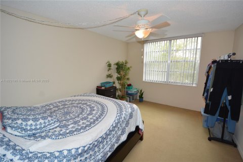 Condo in Plantation, Florida, 1 bedroom  № 1790608 - photo 12