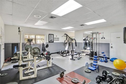 Condo in Plantation, Florida, 1 bedroom  № 1790608 - photo 24
