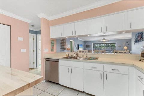 Condominio en venta en Bradenton, Florida, 2 dormitorios, 135.64 m2 № 1786309 - foto 17