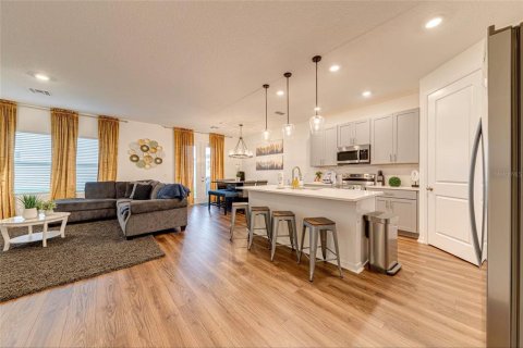 Villa ou maison à louer à Davenport, Floride: 6 chambres, 260.5 m2 № 2412553 - photo 4