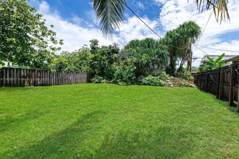 Villa ou maison à vendre à Hollywood, Floride: 3 chambres, 84.73 m2 № 2080257 - photo 26