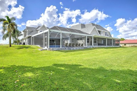 House in Lake Placid, Florida 8 bedrooms, 757.9 sq.m. № 2424206 - photo 5