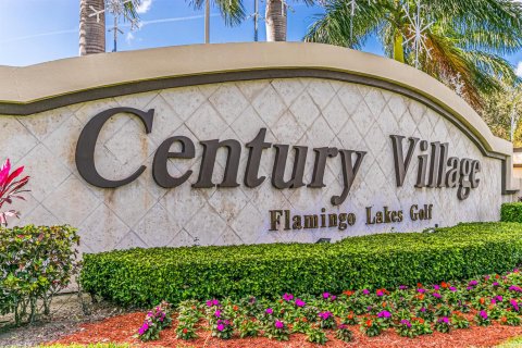 Condo in Pembroke Pines, Florida, 2 bedrooms № 2187159 - photo 30