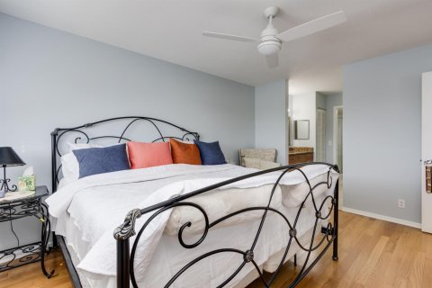 Condo in Pembroke Pines, Florida, 2 bedrooms № 2187159 - photo 22