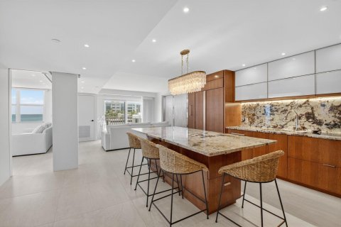 Copropriété à vendre à Highland Beach, Floride: 2 chambres, 102.19 m2 № 2273464 - photo 2