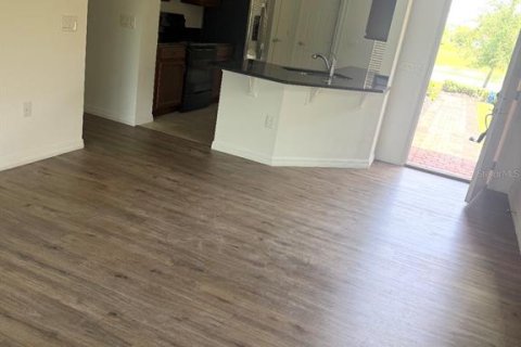 Casa en venta en Poinciana, Florida, 2 dormitorios, 102.38 m2 № 2377592 - foto 7