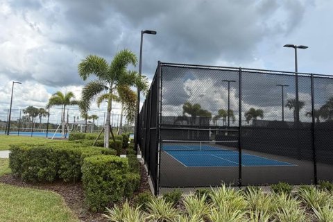 Townhouse in Parrish, Florida 3 bedrooms, 162.3 sq.m. № 2378356 - photo 20