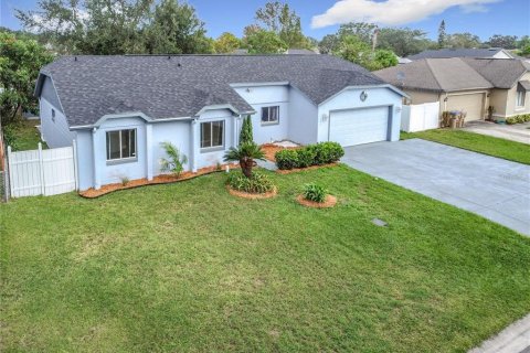 Casa en Kissimmee, Florida 4 dormitorios, 170.2 m2 № 2128237