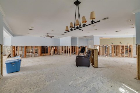 Villa ou maison à vendre à Saint Petersburg, Floride: 4 chambres, 241.36 m2 № 1735579 - photo 12