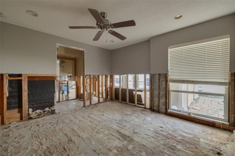 Villa ou maison à vendre à Saint Petersburg, Floride: 4 chambres, 241.36 m2 № 1735579 - photo 21