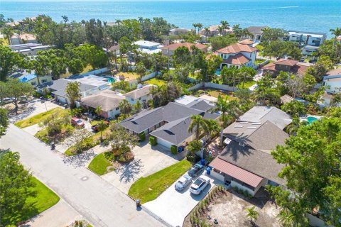 Villa ou maison à vendre à Saint Petersburg, Floride: 4 chambres, 241.36 m2 № 1735579 - photo 5