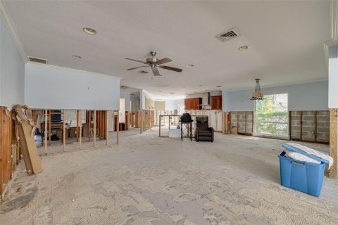 Villa ou maison à vendre à Saint Petersburg, Floride: 4 chambres, 241.36 m2 № 1735579 - photo 11