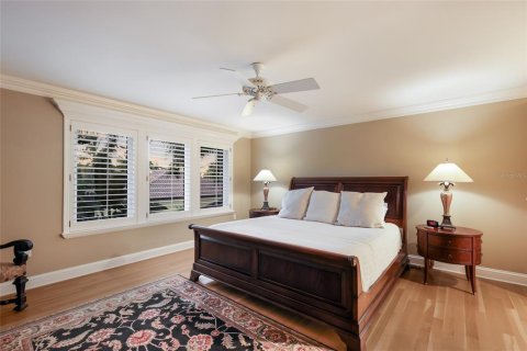 House in Bradenton, Florida 4 bedrooms, 328.6 sq.m. № 2424036 - photo 30